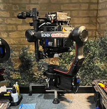 Load image into Gallery viewer, RBQ Mounting Plate Assembly
